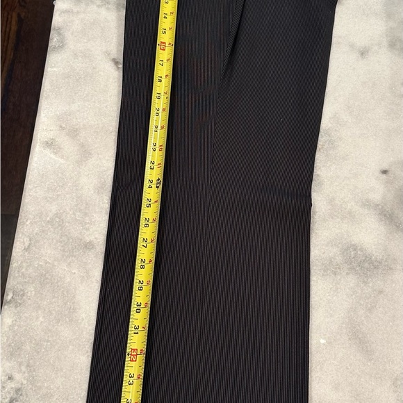 Kenneth Cole Reaction dark grey suit with stripe, very faint. - Picture 5 of 8